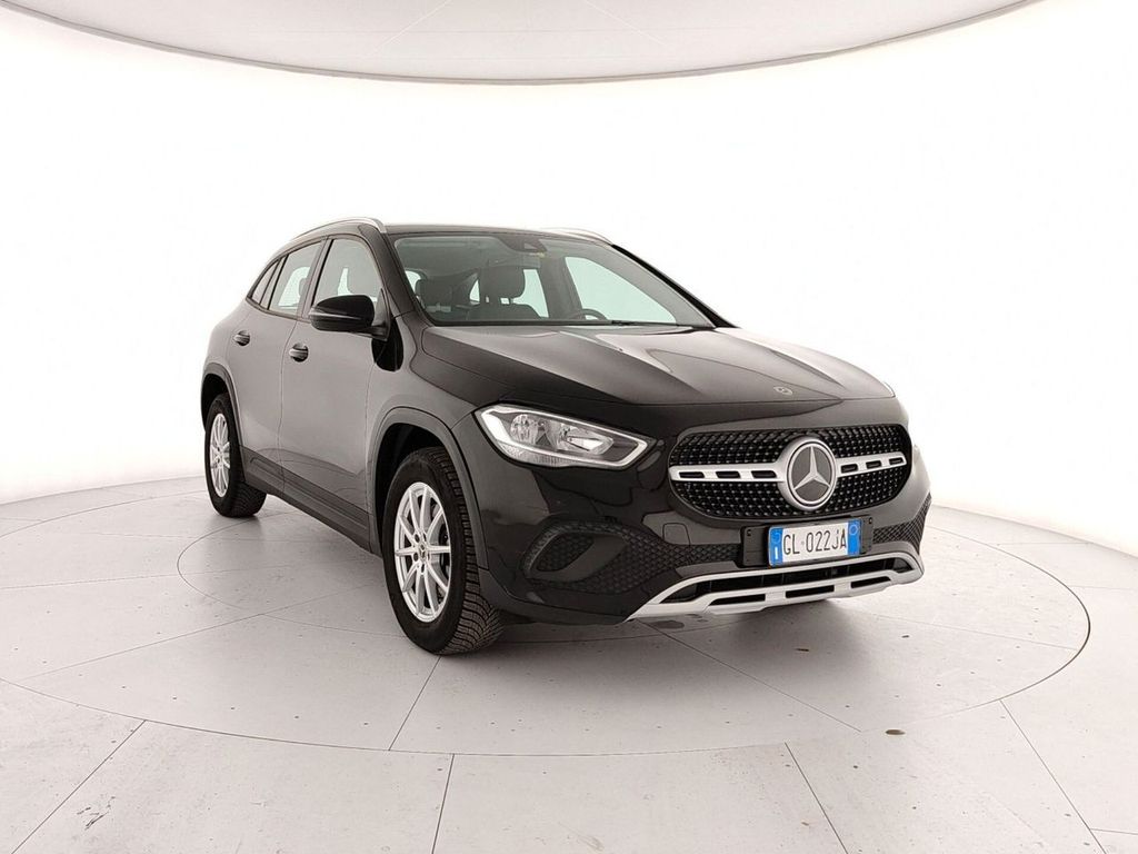 Image of Mercedes-Benz GLA 200