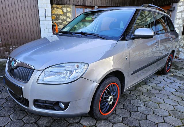 Skoda Fabia Combi LPG Kamera+Klima+TÜV Neu+8-fach