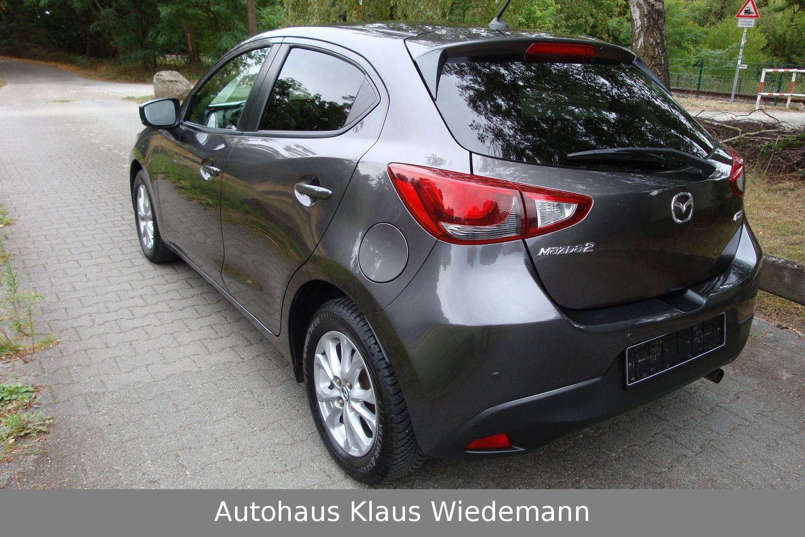 Mazda 2 SKYACTIV-G 90 Exclusive-L. SKYACTIV-Driv imagem 3