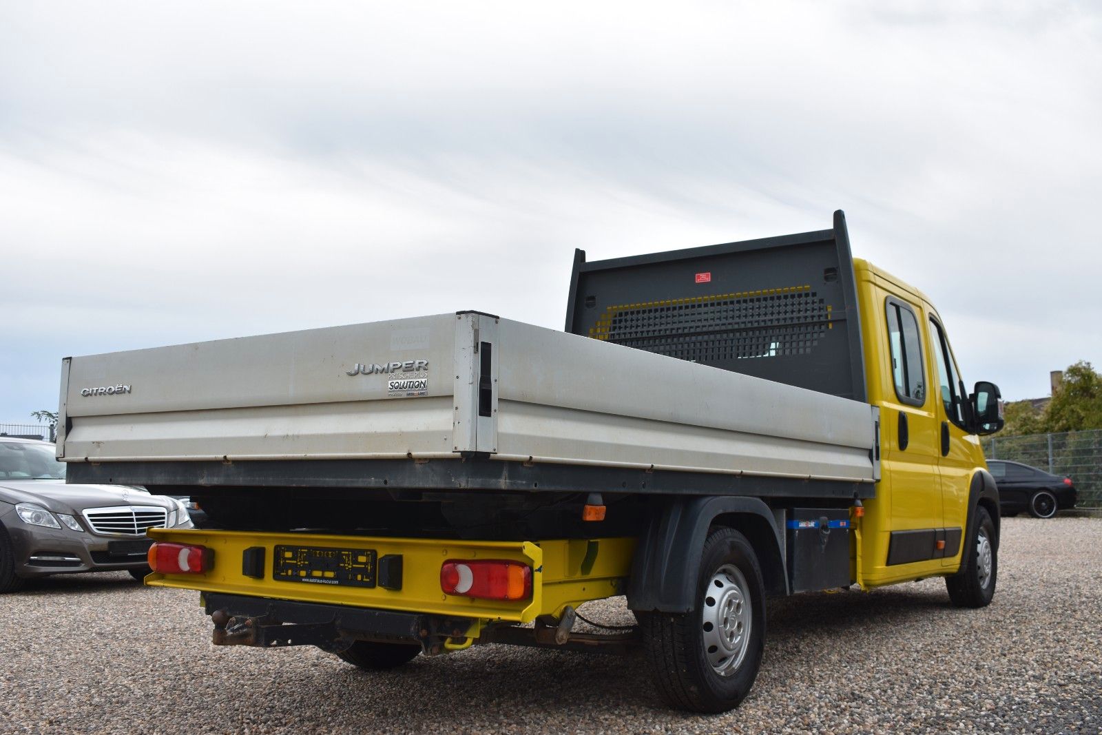 Fahrzeugabbildung Citroën Jumper Pritsche Doka. 35 L4 Heavy Plus Solution