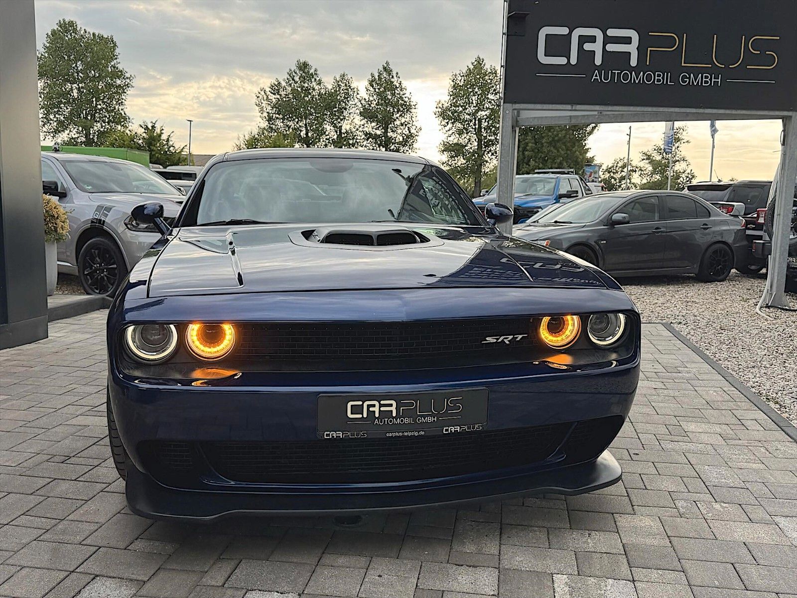 Fahrzeugabbildung Dodge Challenger 6.4 V8 SRT 392 SCAT PACK SHAKER Perf.