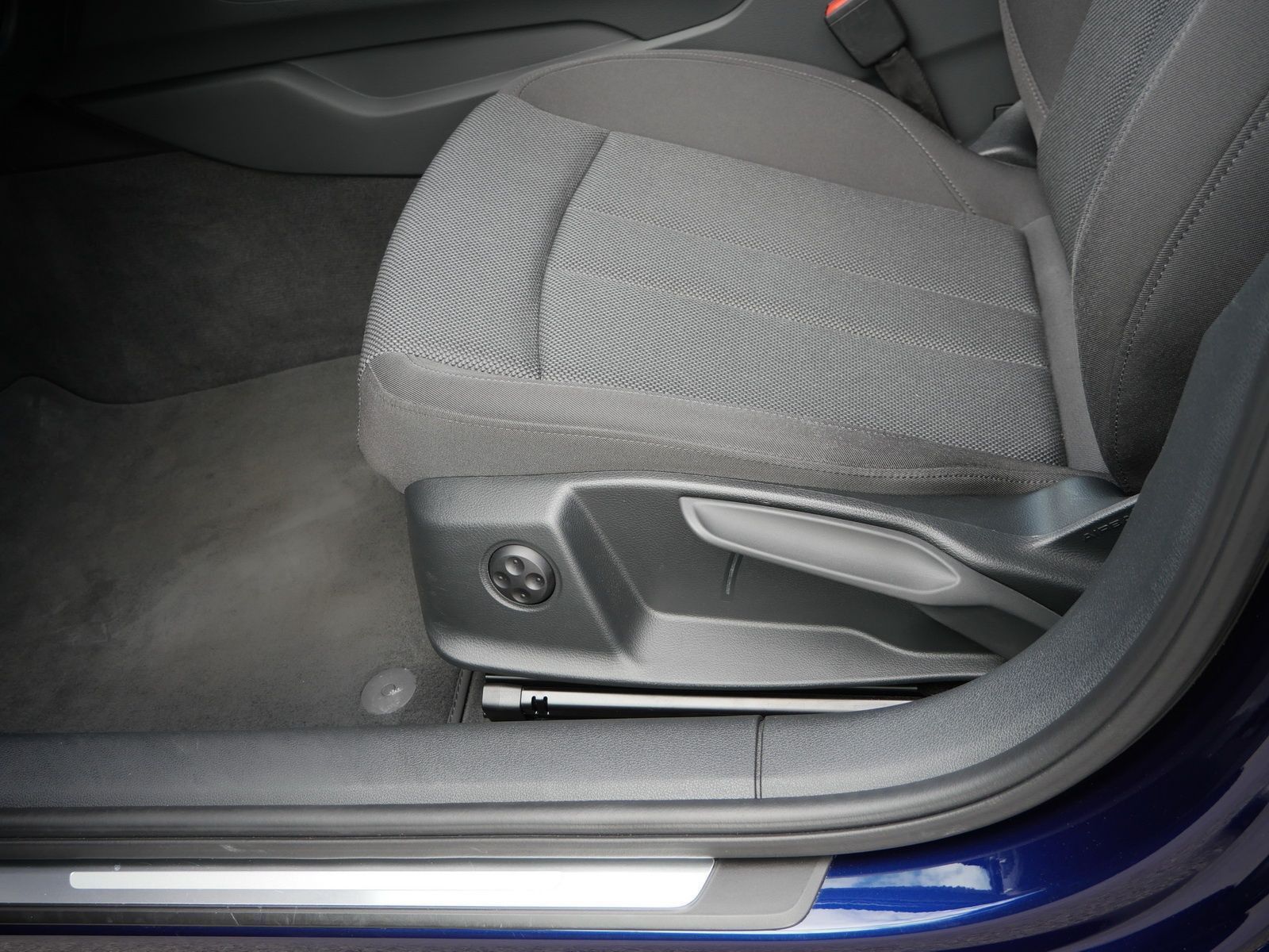 Audi A4 - Bild 21
