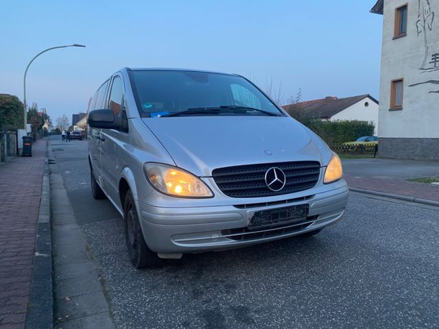 Mercedes-Benz Vito Kombi 111 CDI lang,Klimaanlage,2 Schiebetür