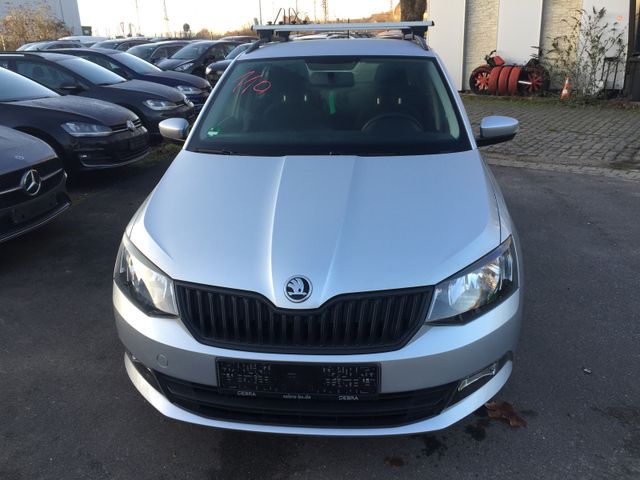 Skoda Fabia   1,0   Cool Plus