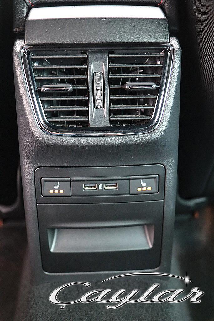 Skoda OCTAVIA COMBI RS 245 DSG LED AHK GARANTIE 18"