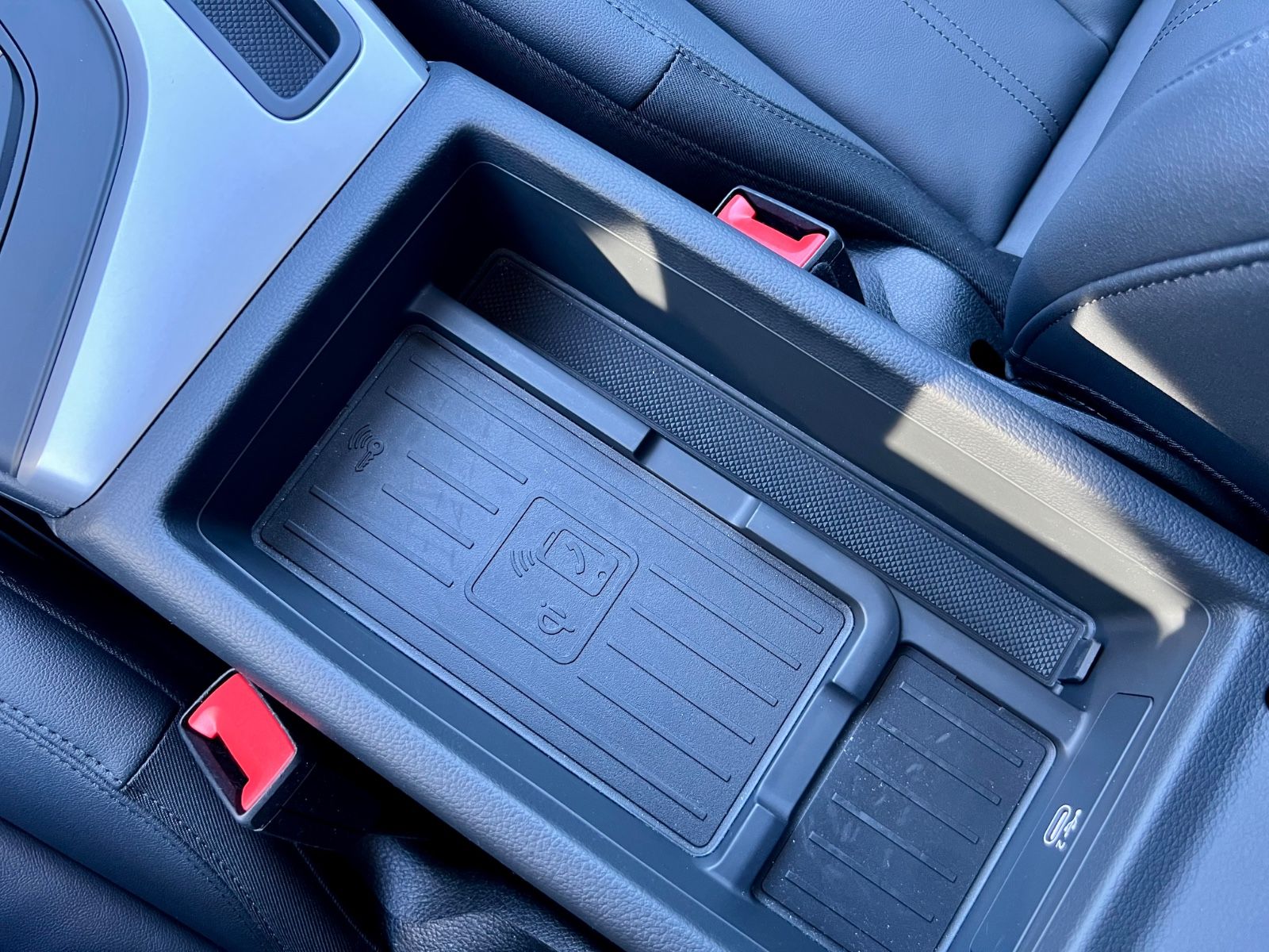 AUDI A4 Avant TDI LEDER AHK LED SHZ NAVI KAMERA