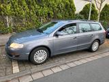 Volkswagen VW Passat 1.6 Variant - gebrauchte VW Passat Variant aus dem Jahr 2006