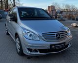Mercedes-Benz B200 *SHZ*PDC*KLIMA*ALLWETTER*XENON*SCHECKHEFT* - Mercedes-Benz B 200 aus 2008
