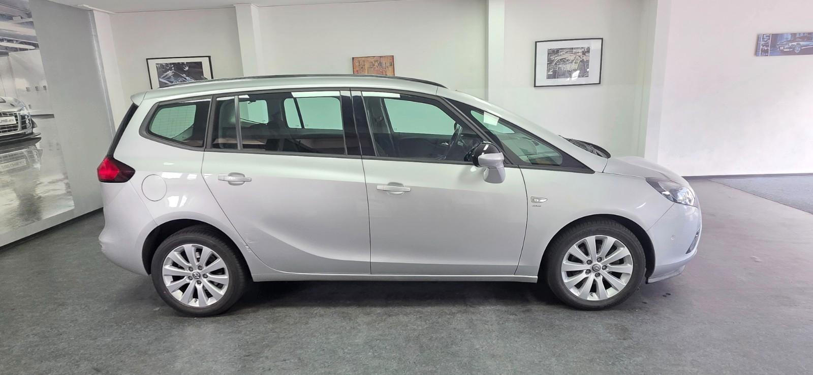 Opel Zafira Tourer 1.6 CNG drive 65.000 km TÜV08/2027