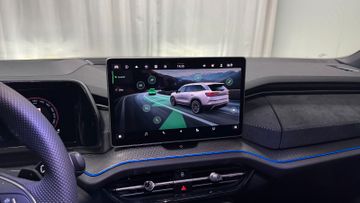 Skoda Kodiaq 2.0 TDI 4x4 Sportline Pano AHK 7-Sitze