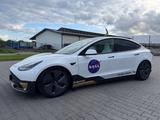 Tesla Model 3 LR Dual-Motor (KW V3) Space-Shuttle - Tesla MODEL 3 LR Gebrauchtwagen