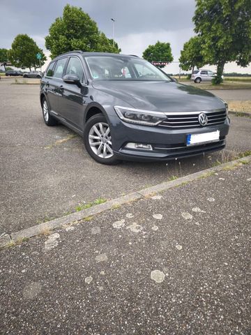 VW Passat Variant