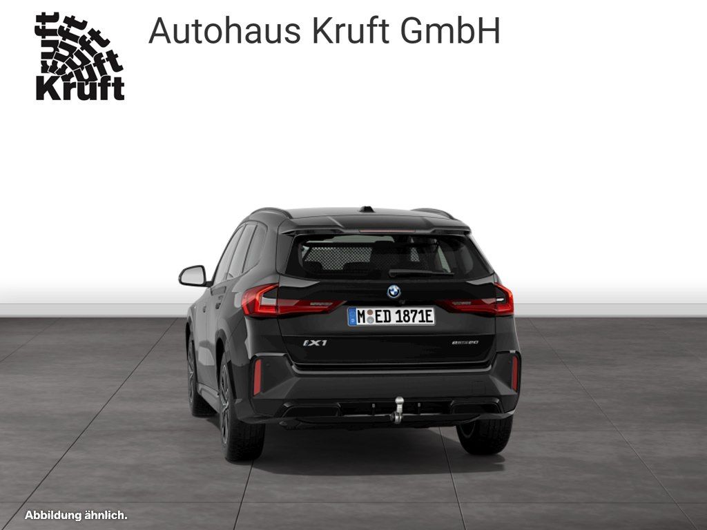 BMW iX1 - Bild 8