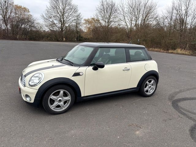 MINI COOPER Sport *Bi-Xenon*Start/Stop*PDC*TÜV Neu*