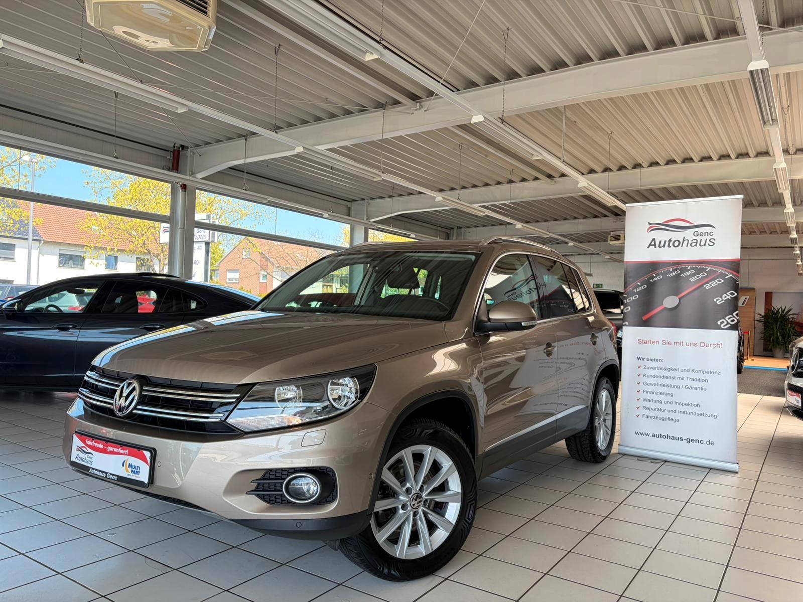 Volkswagen Tiguan Track & Style 4Motion AHK Klimaautomatik