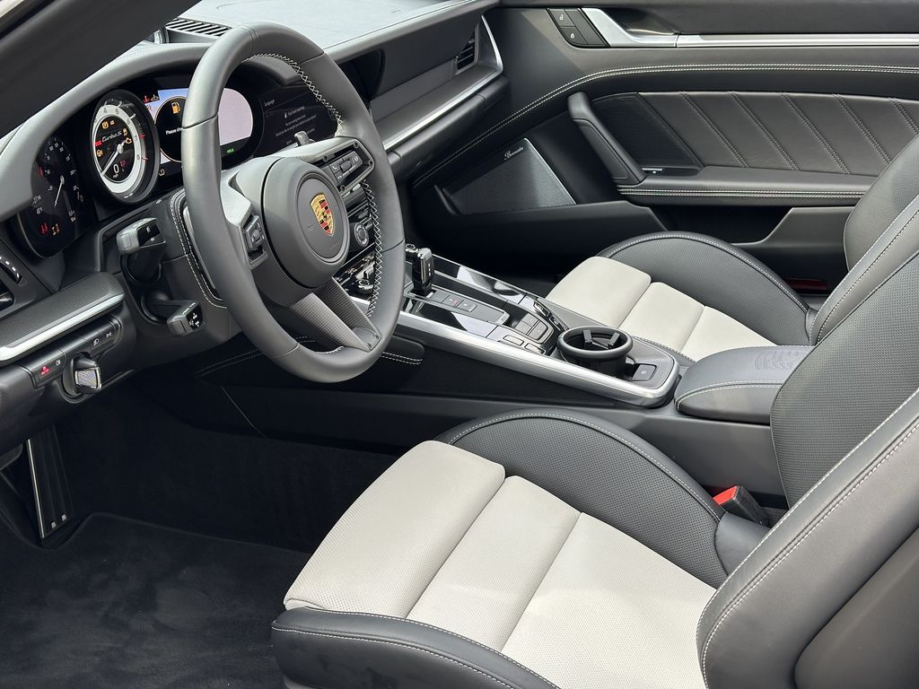 Porsche 992 911 Turbo S Cabriolet 21 EXCLUSIV*BUMESTER*S