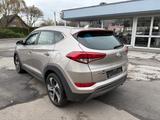 Hyundai Tucson Premium 4WD//Achse UNBESCHÄDIGT - Hyundai: Unfallwagen