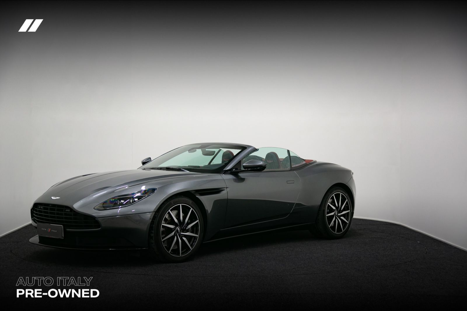 ASTON MARTIN DB11