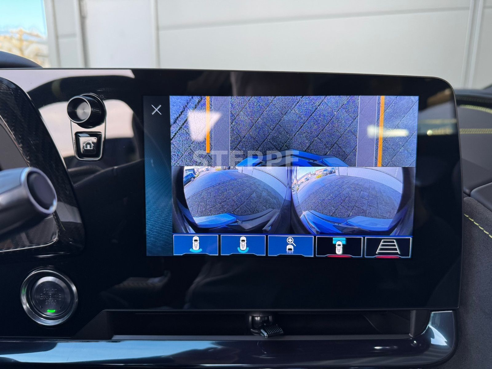 Corvette C8 Stingray Convertible 3LT Europamodell STEPPE