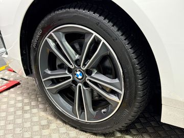 BMW 116i Sport Line DAB LED WLAN Tempomat Shz PDC