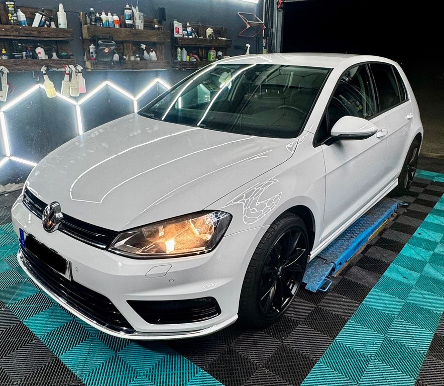 Image of Volkswagen Golf