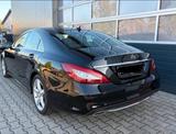 Mercedes-Benz CLS 350 - schwarze Mercedes-Benz CLS 350