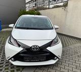 Toyota Aygo AYGO x-play touch Kamera Euro 6 - Toyota in Frankfurt (Main): Aygo