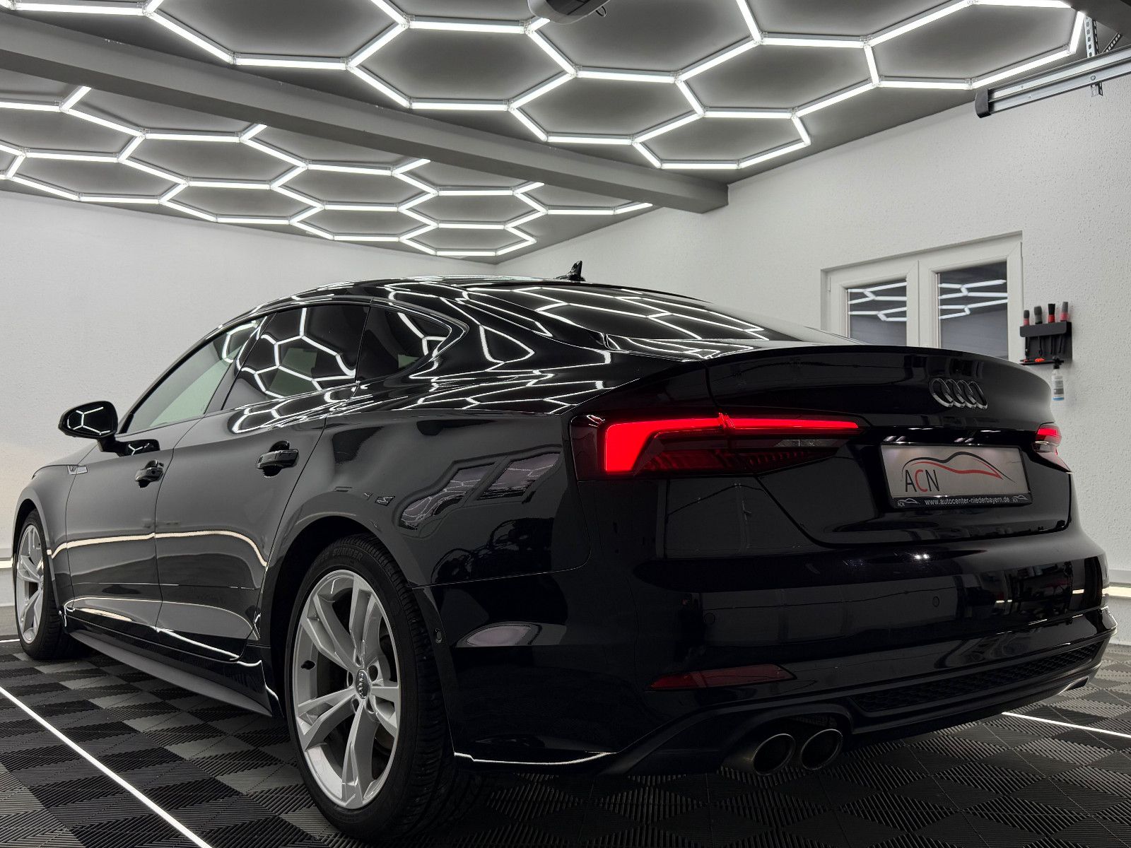 Fahrzeugabbildung Audi A5 Sportback 2.0 TDI S-LINE/360*/B&O/MASSAGE/ACC
