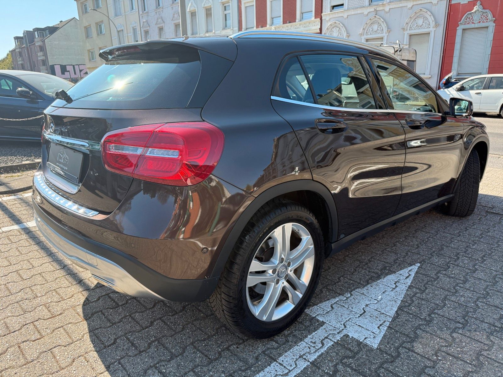 Fahrzeugabbildung Mercedes-Benz GLA 200 URBAN NAVI ILS KAMERA GARANTIE