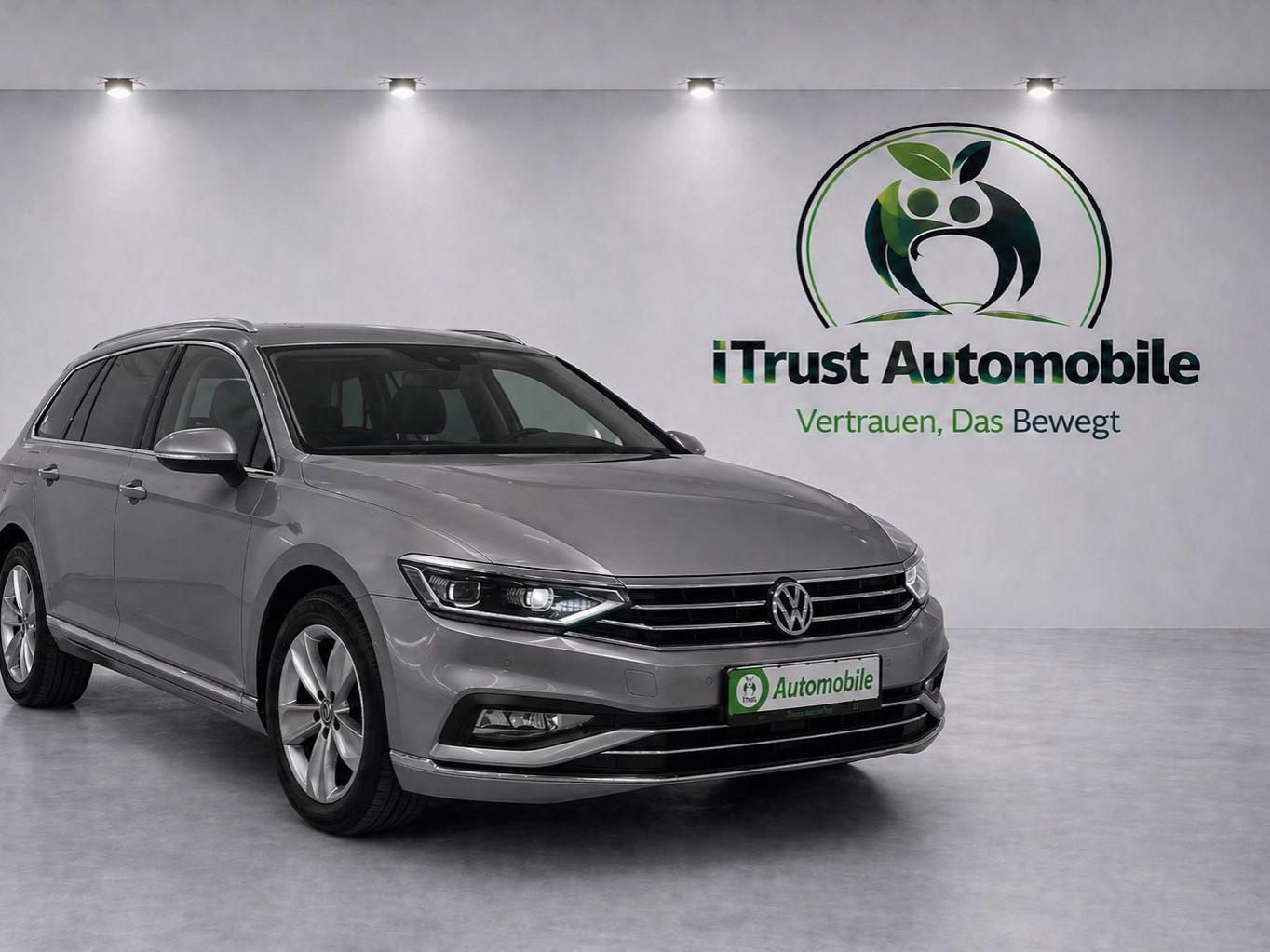 Volkswagen Passat Variant Elegance MATRIX CAM ACC AHK PANO