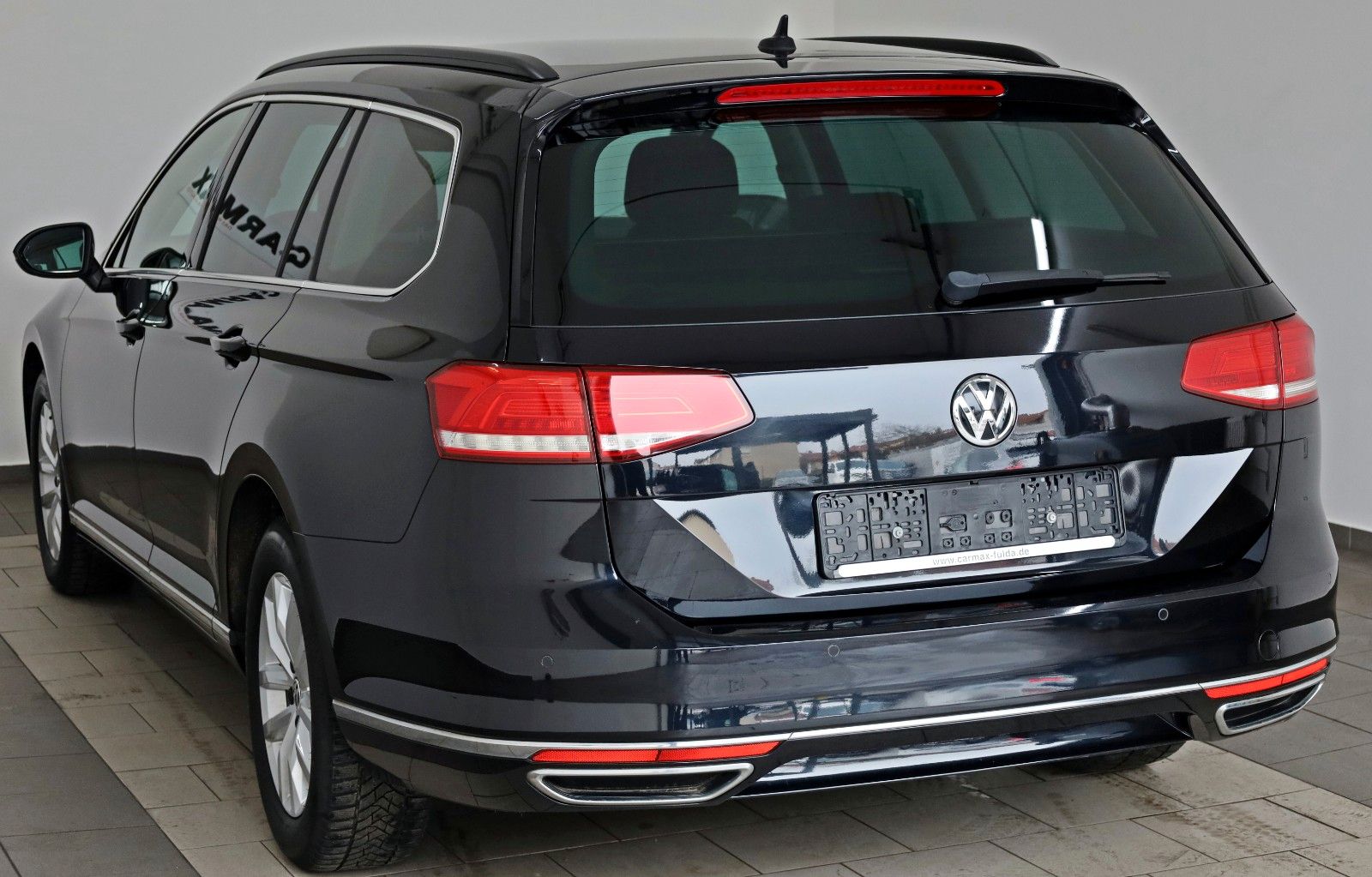 Fahrzeugabbildung Volkswagen Passat Variant Comfortline Navi,LED,ACC,SH,PDC