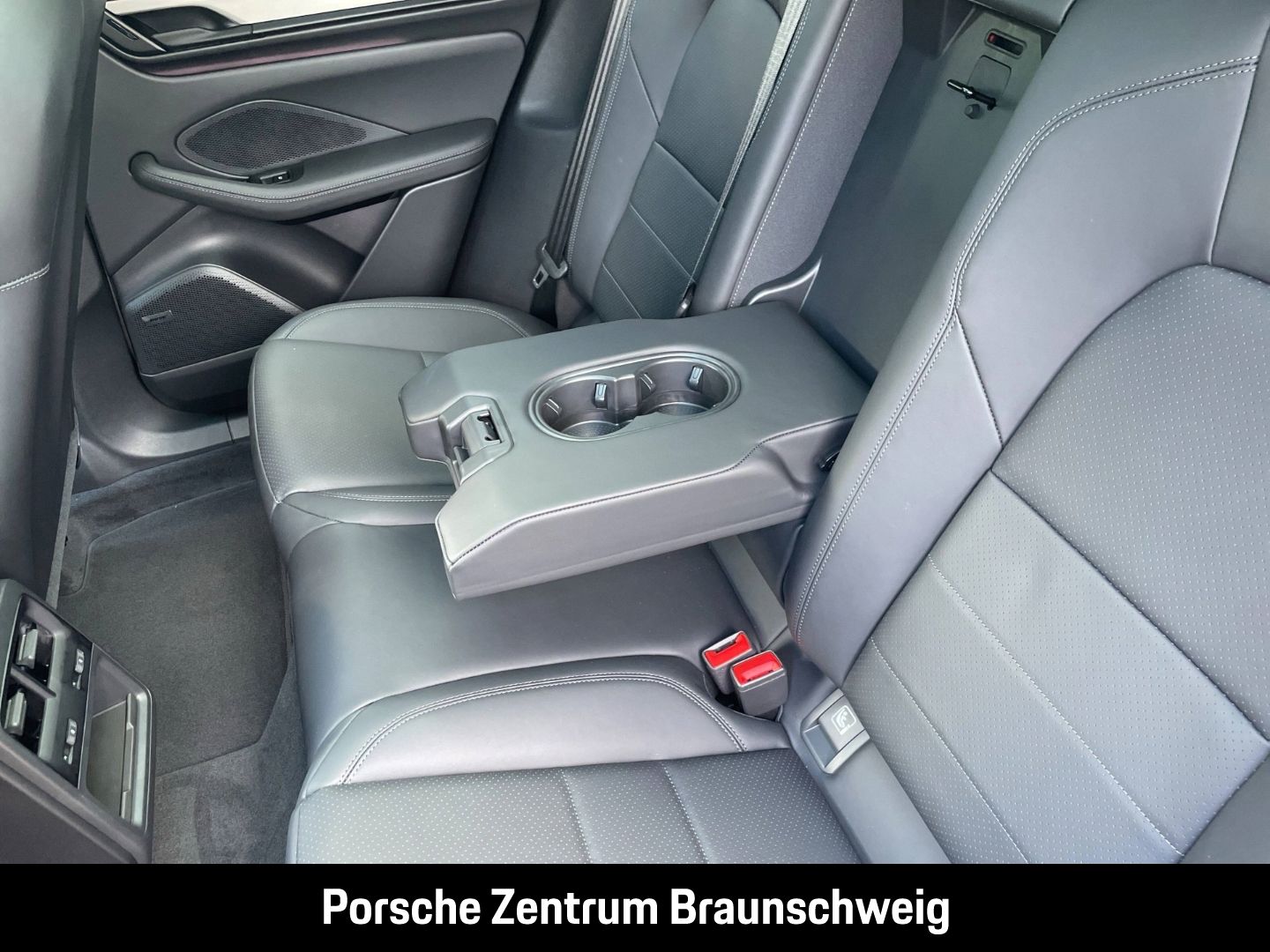 Porsche Macan - Bild 25