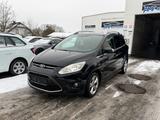 Ford Grand C-MAX 1.6 Champions Edition 7 Sitzer Navi - gebrauchte Ford Grand C-Max aus dem Jahr 2012