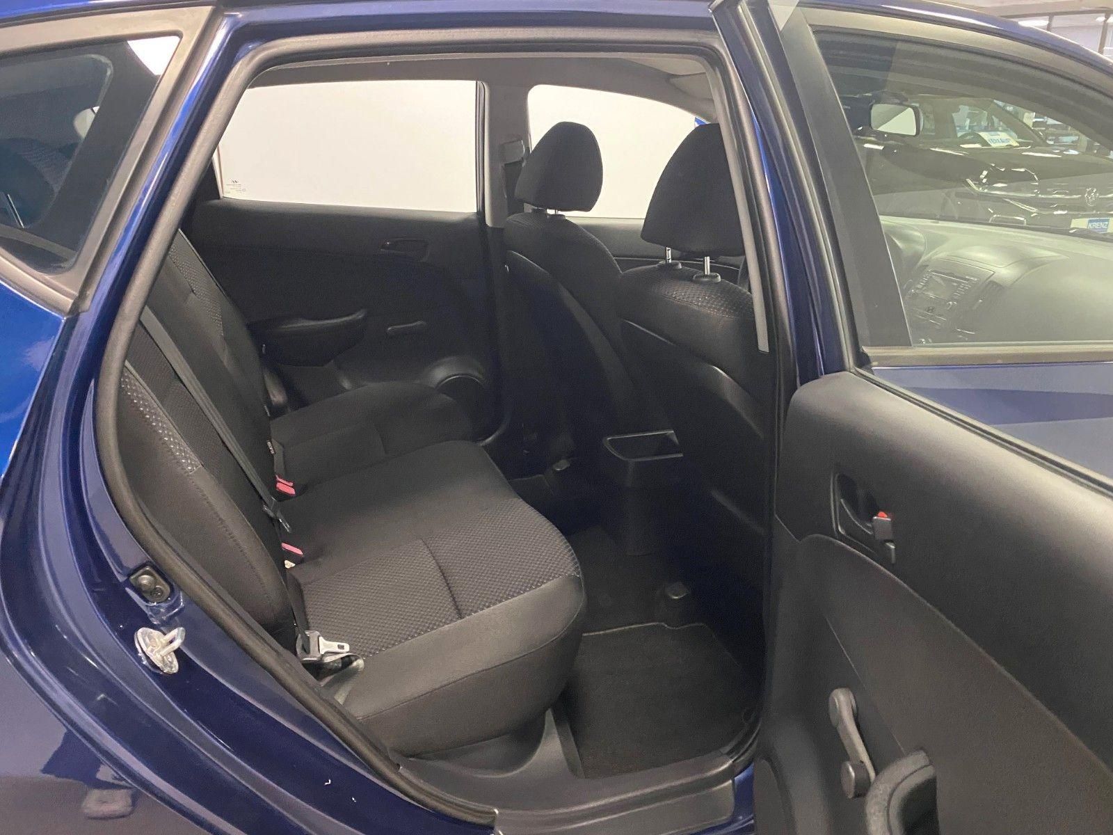 Fahrzeugabbildung Hyundai i30 1.4 Classic+ALUFELGEN+GARANTIE+KLIMA+HU NEU+