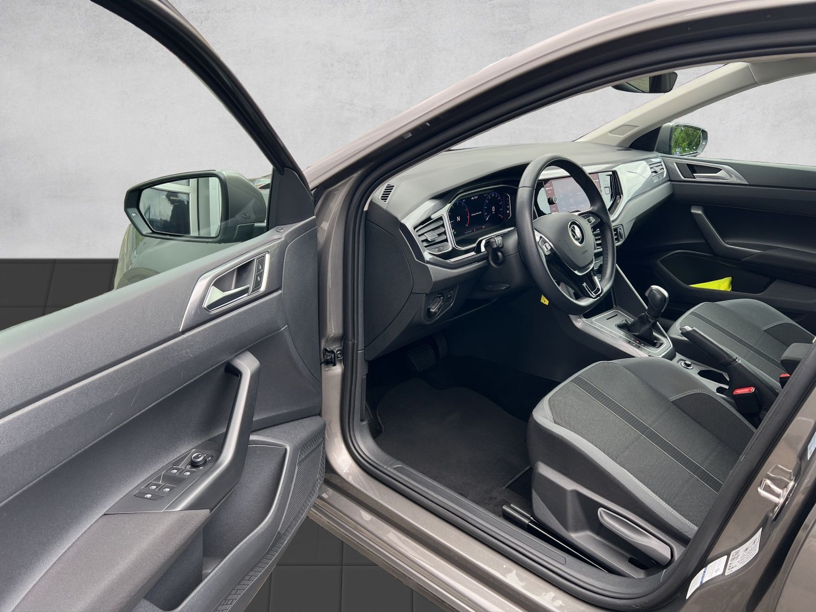 Polo Highline 1.0 TSI DSG Navi*Kamera*Klima