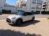 MINI Cooper Clubman Automatik, weiß metallic