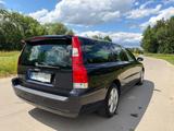 Volvo V70 2.4D Momentum 120kW Automatik - Volvo V70 mit Diesel-Antrieb: Automatik