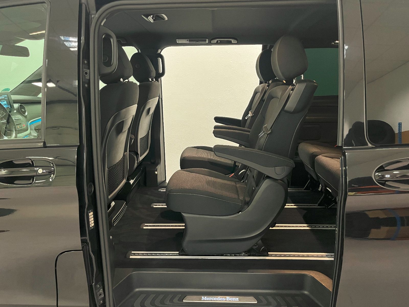 Mercedes-Benz V 250 d Lang AMG Line *7-Sitze/Kamera/LED foto 6