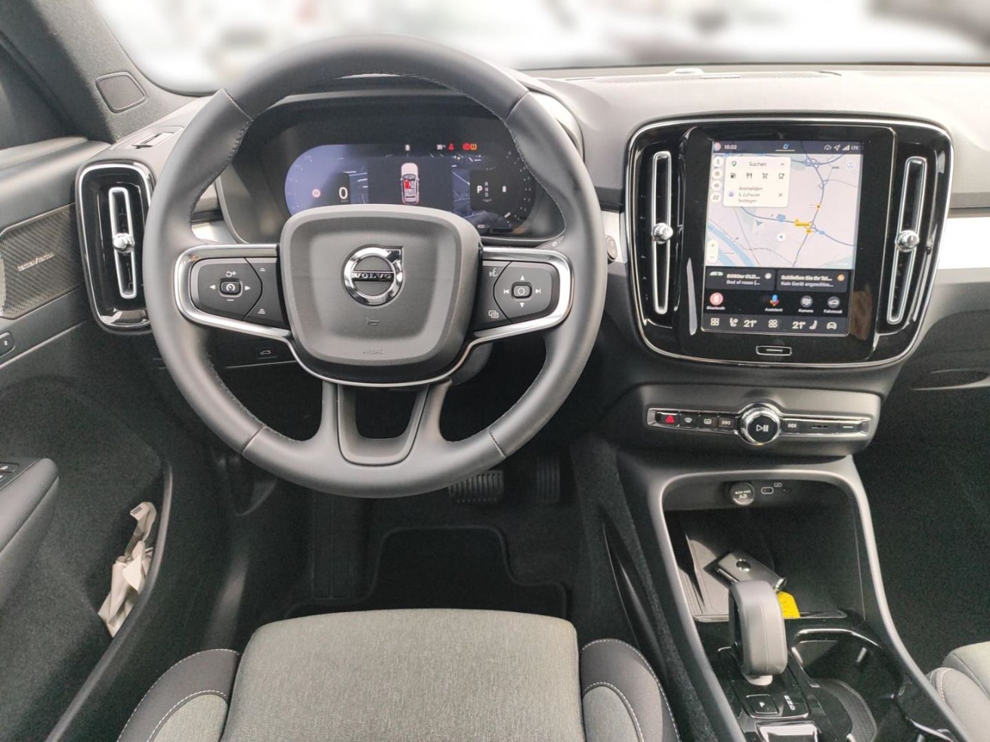 Volvo XC40 B3 Plus Black Edition  StandHZG Digitales C foto 17