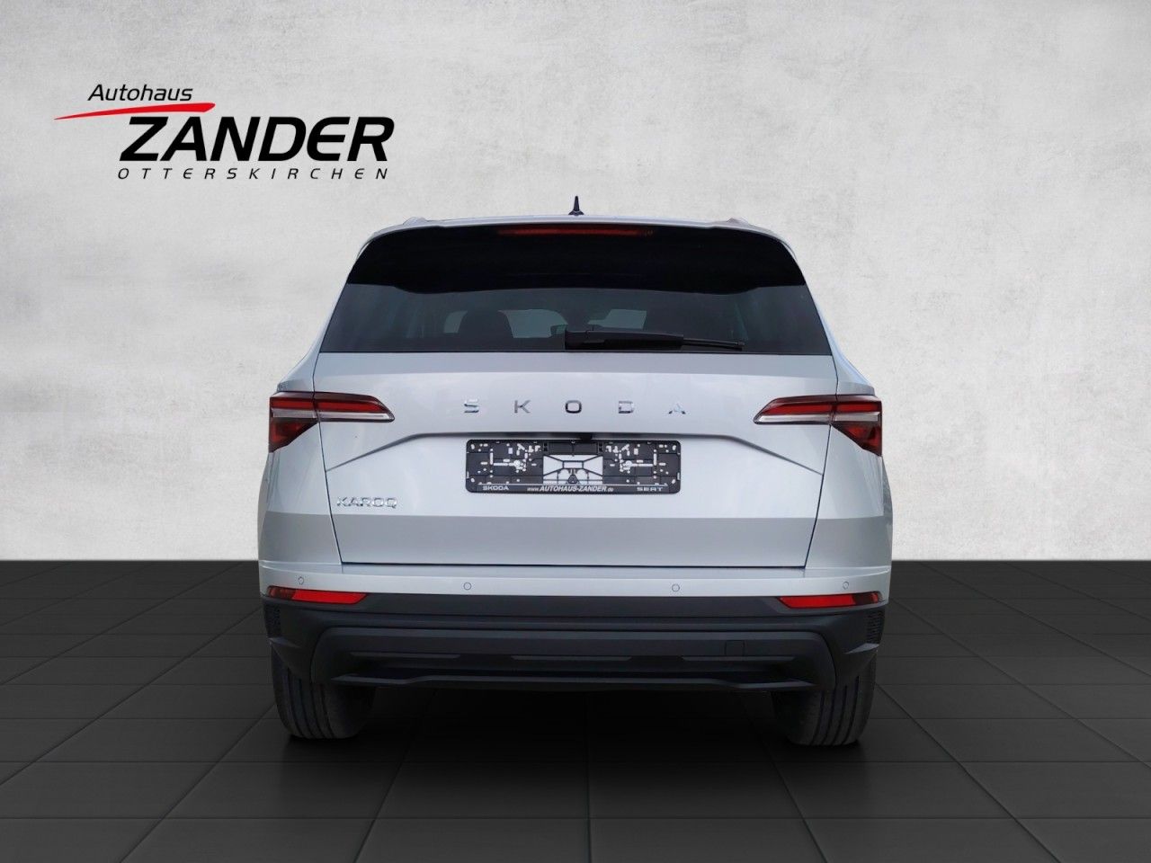 SKODA Karoq Selection Style TSI DSG – 5 Jahre Garantie - Bild 6