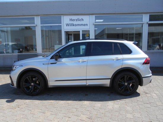 Volkswagen Tiguan 1.5 R-Line BlackStyle DSG AHK,Navi,Pano