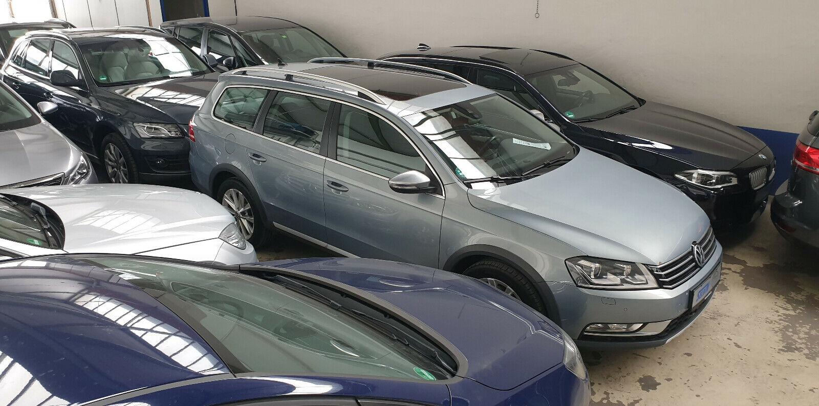 showroom-image-top