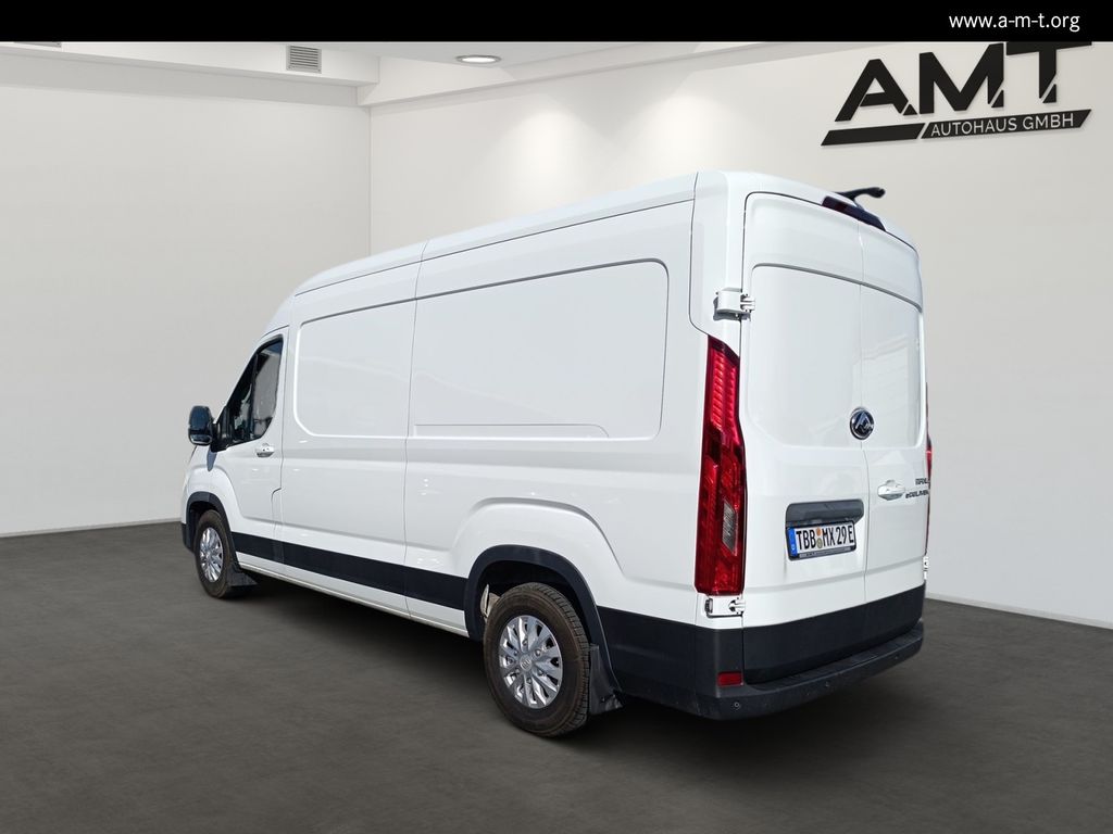 MAXUS