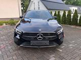 Mercedes-Benz A 250 e Night Paket+1.HAND+MBUX+KAMERA+AUTOMATIK
