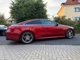 Mercedes-Benz E 200 AMG Coupe +Pano+StHz+BEAM+360°+COMAND+KeyG - Mercedes-Benz E 200: Sportwagen