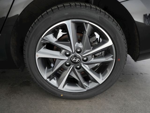 i30cw FACELIFT T-GDI ADVANTAGE DCT+VOLL LED+NAVI