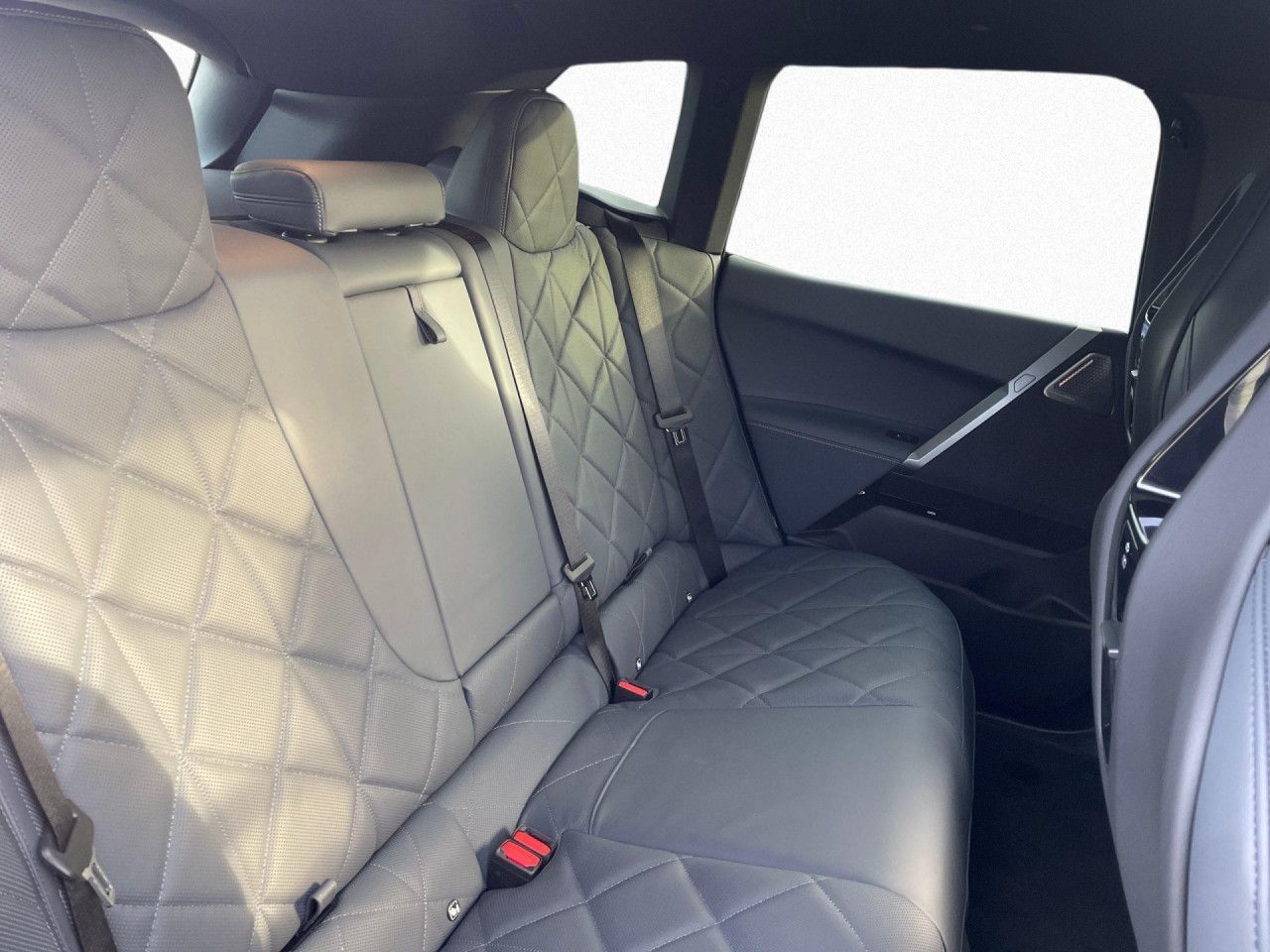 BMW iX - Bild 14