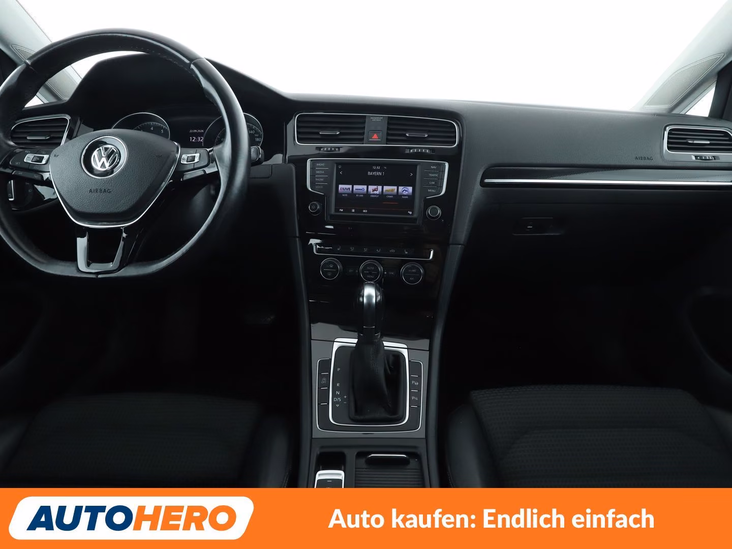 Volkswagen Golf VII 1.4 TSI Highline BMT Aut.*NAVI*XENON*
