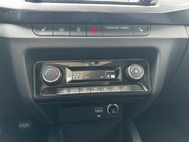 Fabia Combi Clever Best of LED;ACC;NAV,PDC;PANO