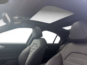 Alfa Romeo Giulia 2.2 Diesel Veloce Q4 *PANORAMA*TECHNOLOGI